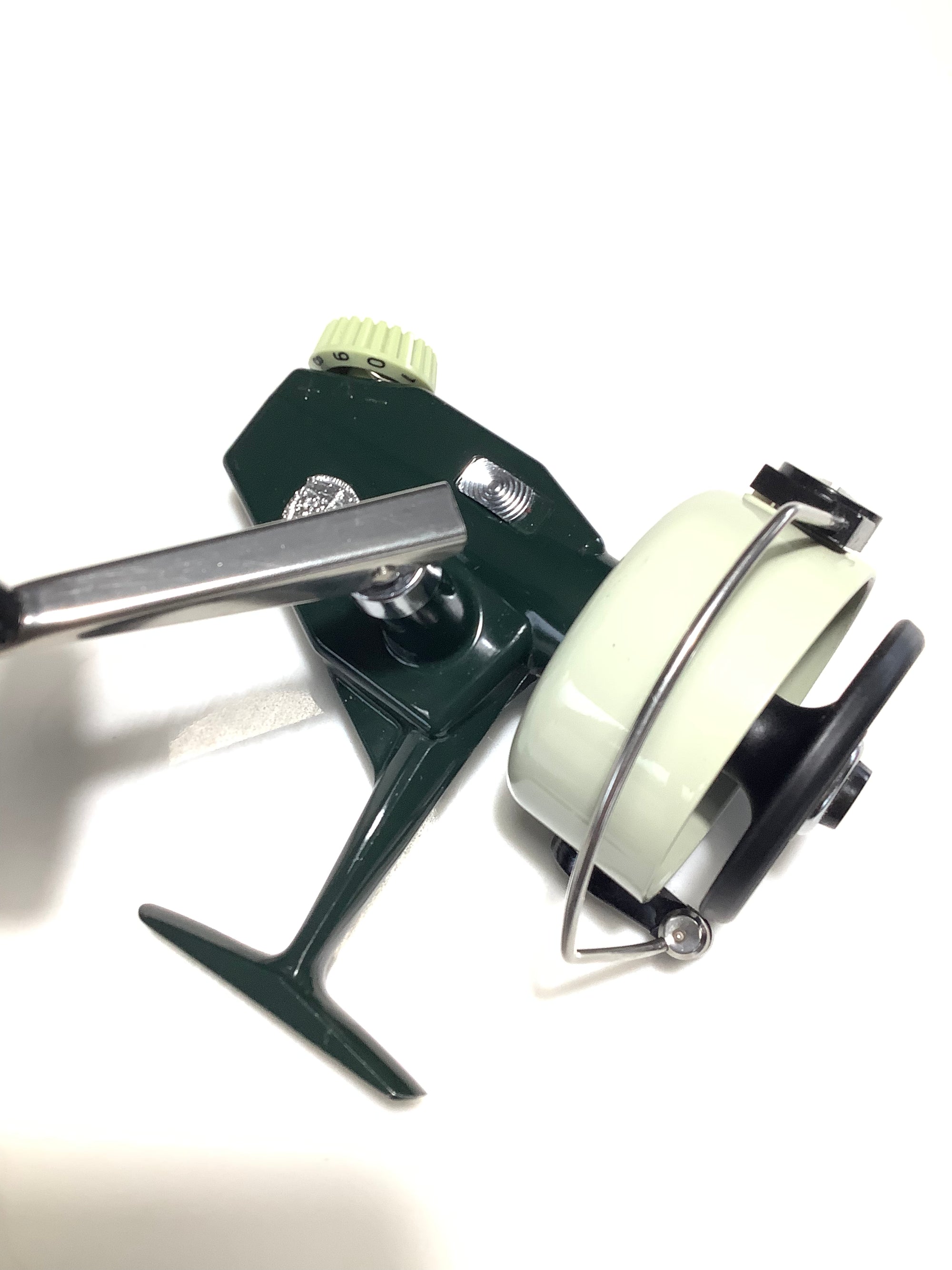 BOXED ABU CARDINAL 77