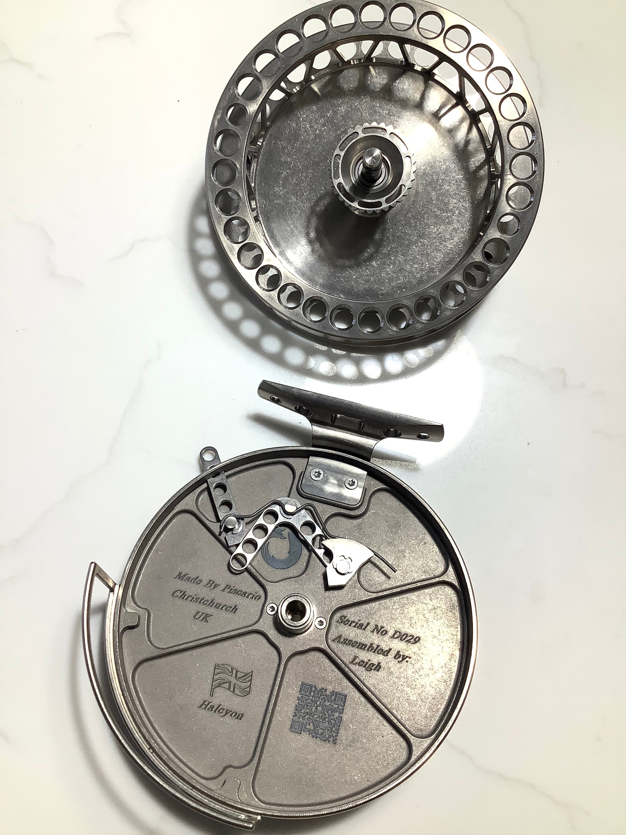 Prestige Titanium PISCARIO Centrepin THE ELEMENTAL