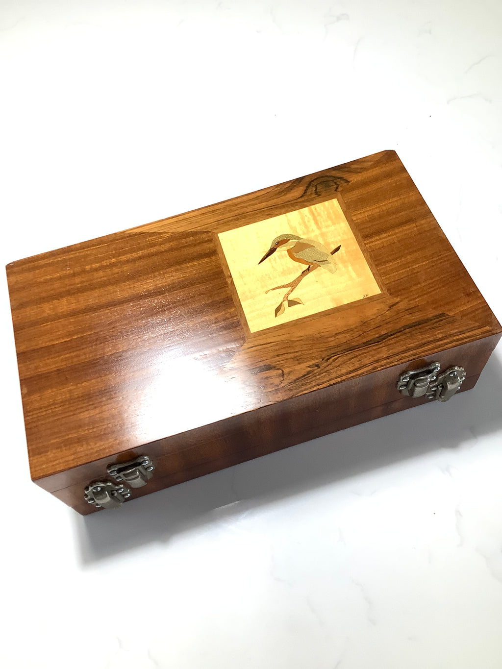 Hand Crafted Deluxe Fly Cabinet Case with Flies