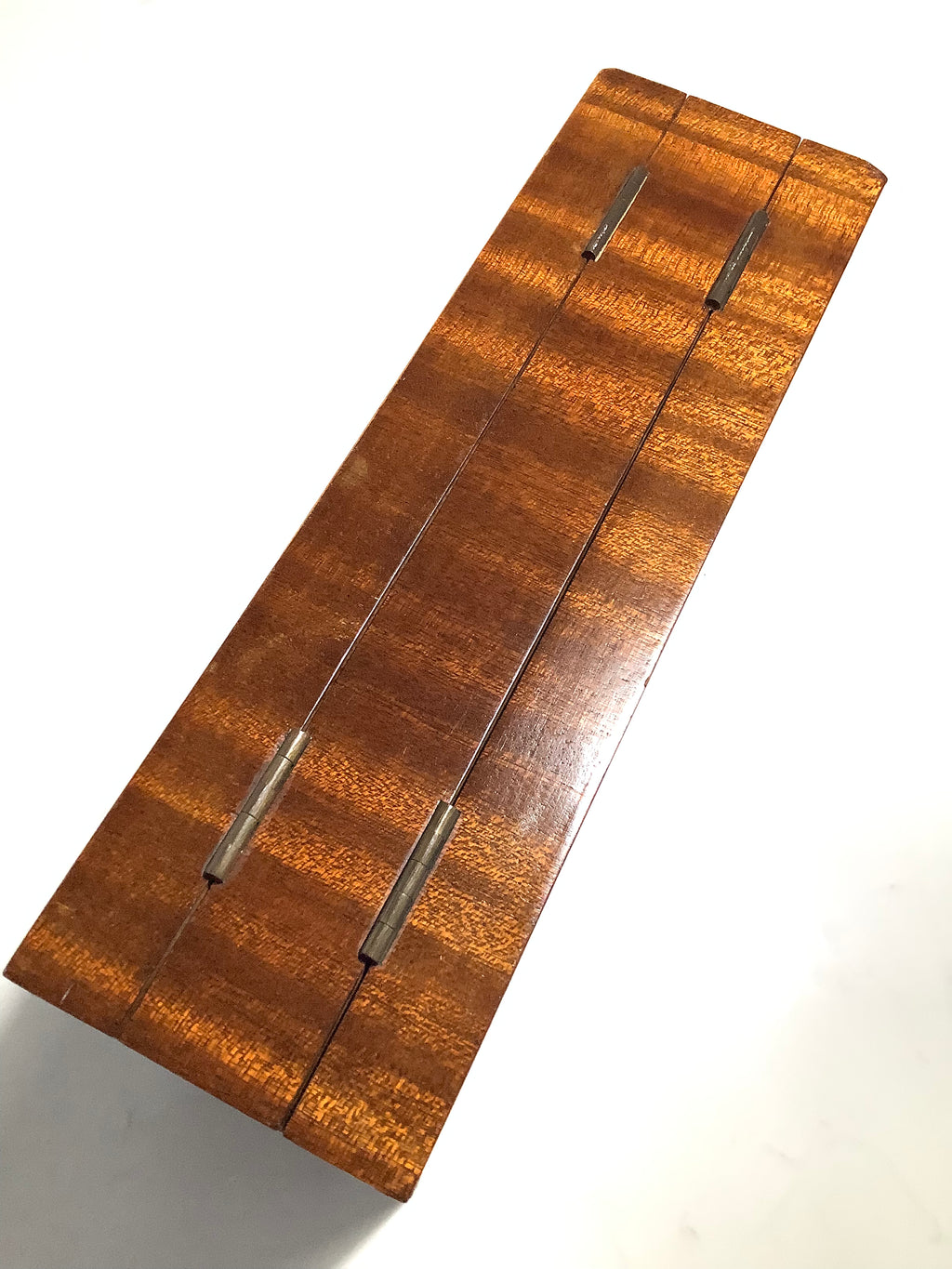 Hand Crafted Deluxe Fly Cabinet Case with Flies