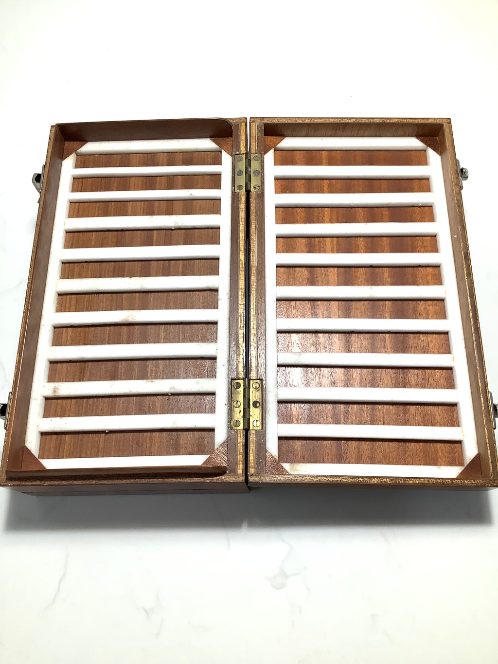 Hand Crafted Deluxe Fly Cabinet Case with Flies