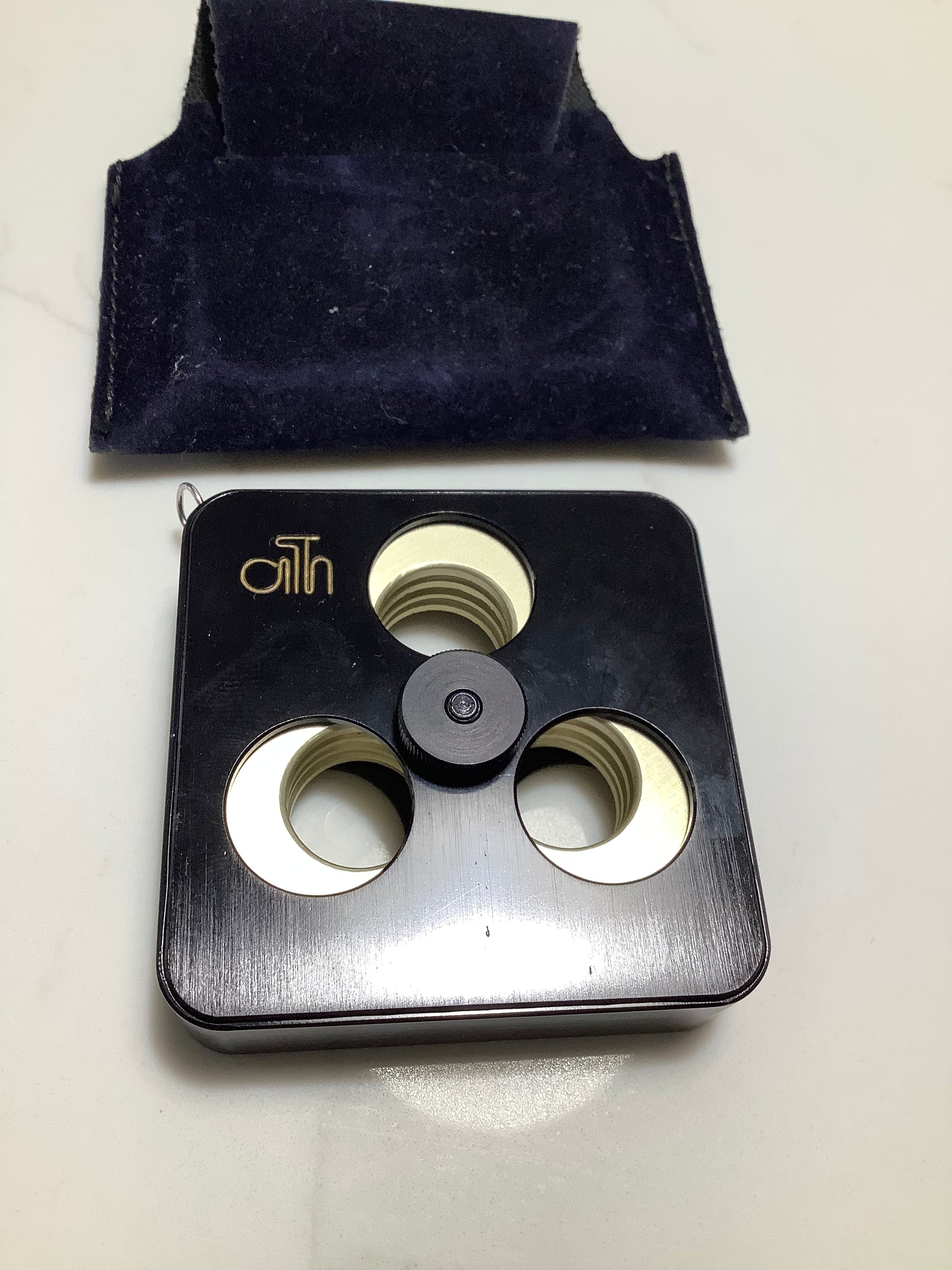 Ari T Hart Tippet Dispenser Rare item.