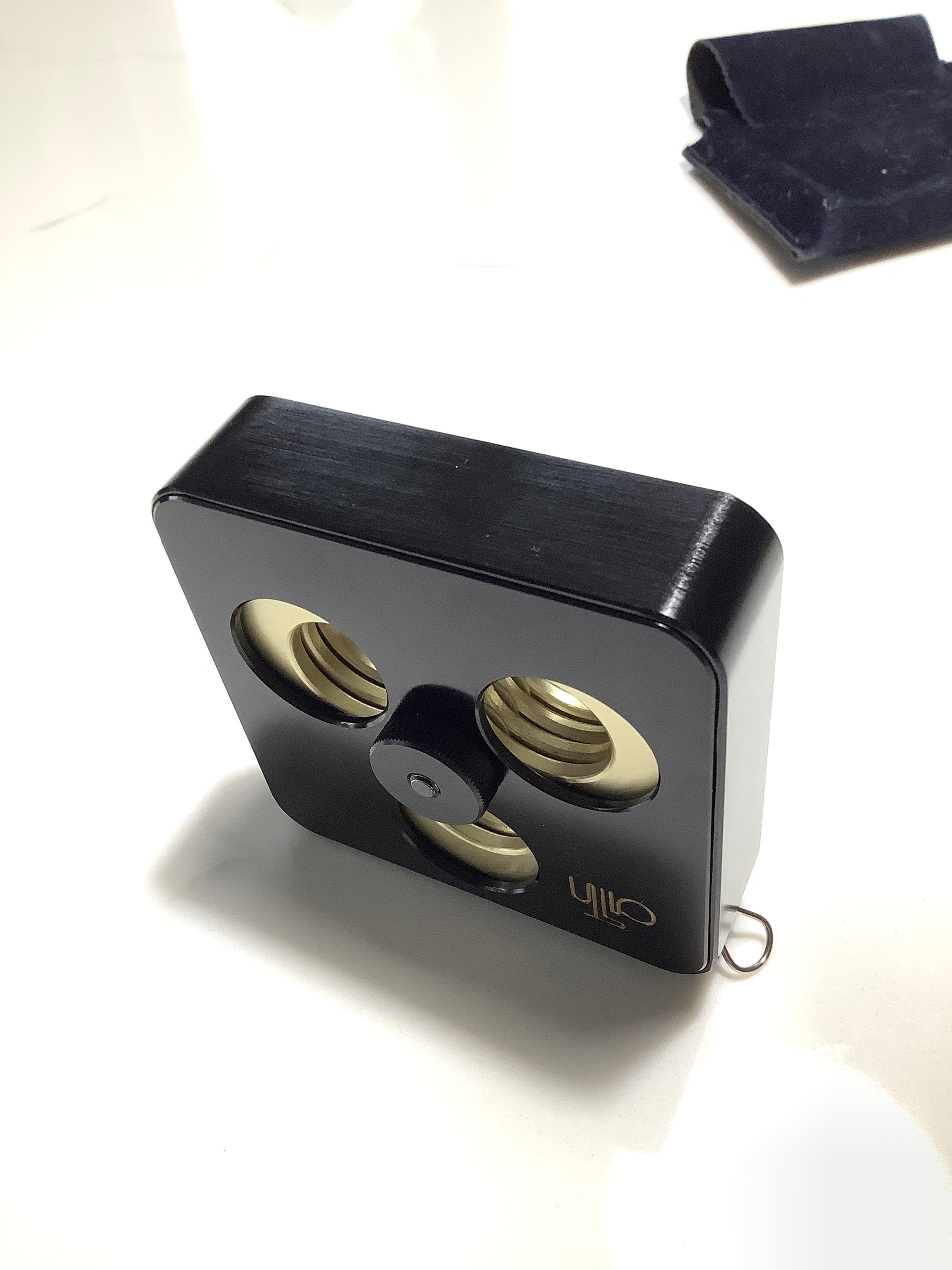 Ari T Hart Tippet Dispenser Rare item.