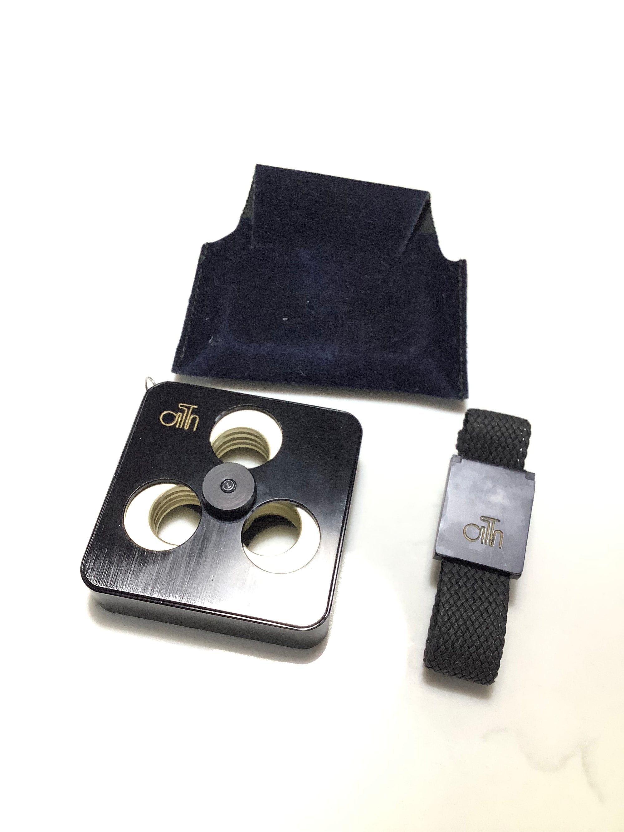 Ari T Hart Tippet Dispenser Rare item.