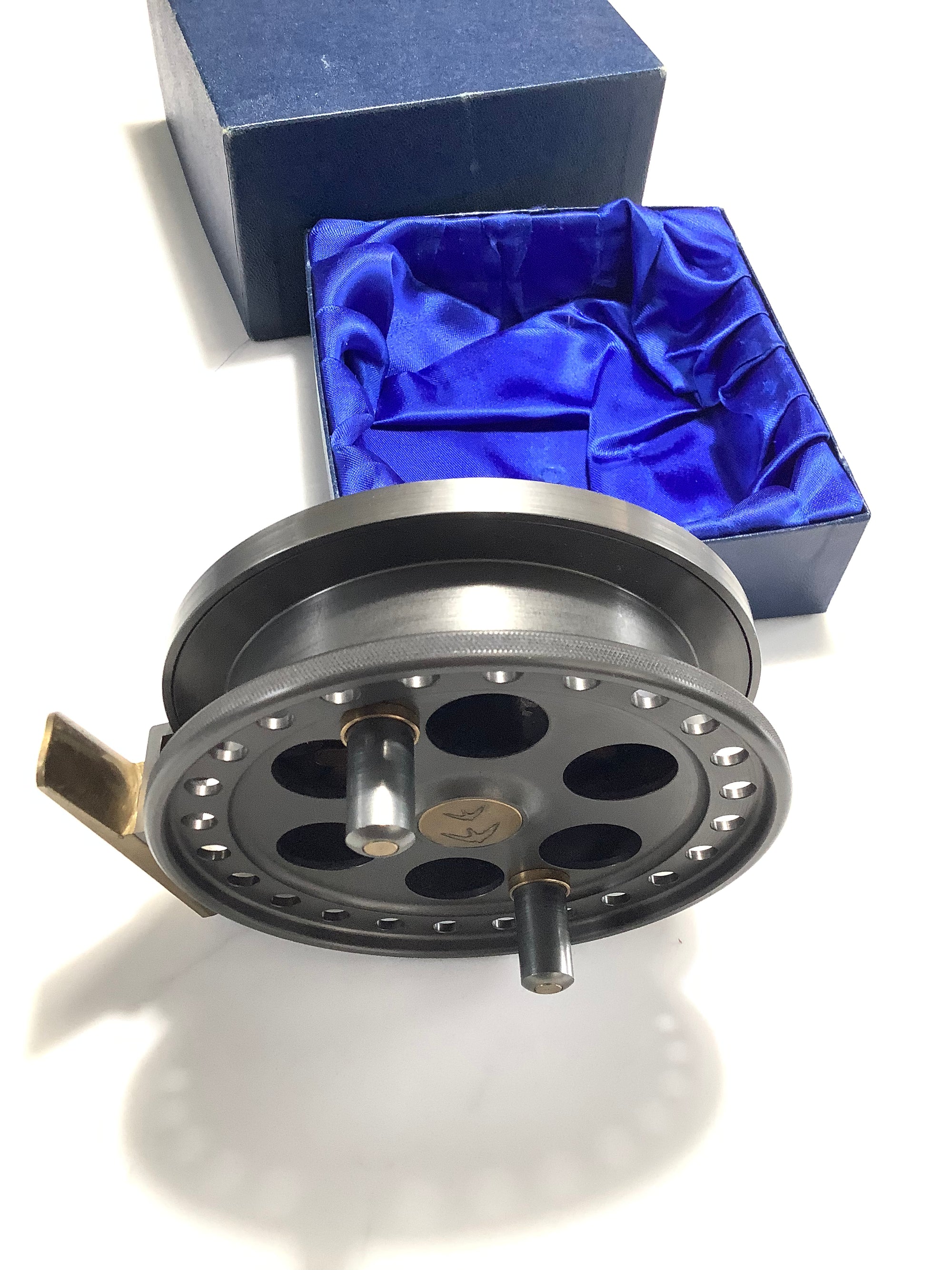 Ultra Rare THE SWIFT Centrepin