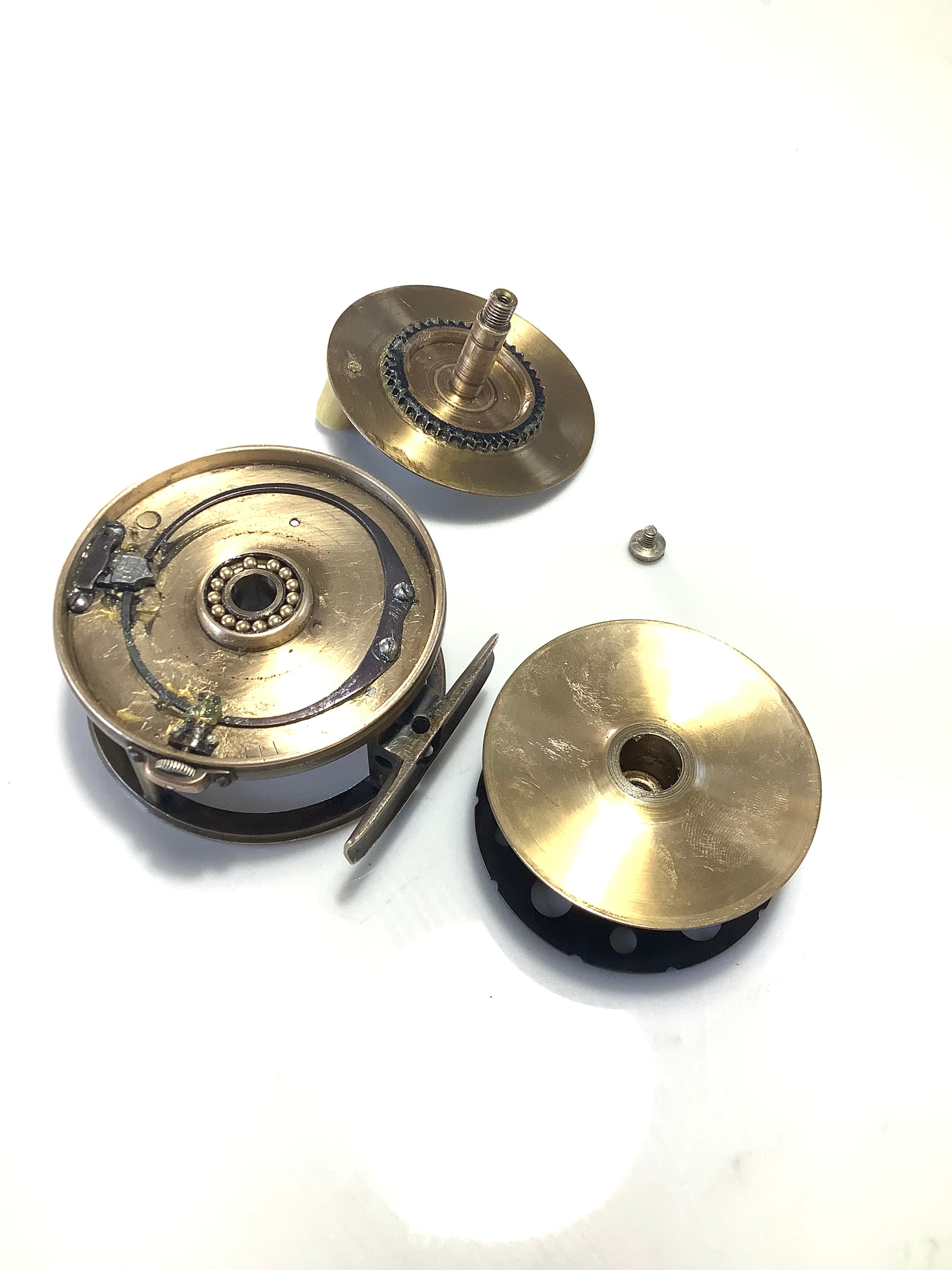 ANTIQUE 1896 HARDY BROS 3 1/4” Brass Perfect Fly Reel The Rare 3 1/4” Size