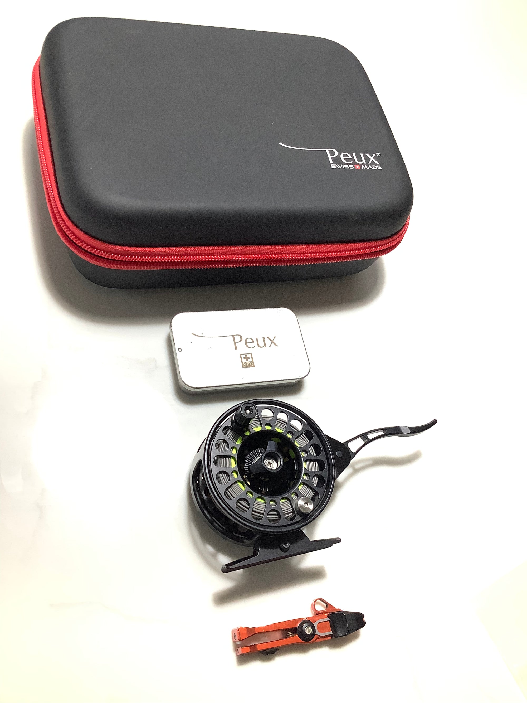 Swiss Finest Built PEUX 00 Fly Auto Line Retrieval Fishing Reel + Nipper Set