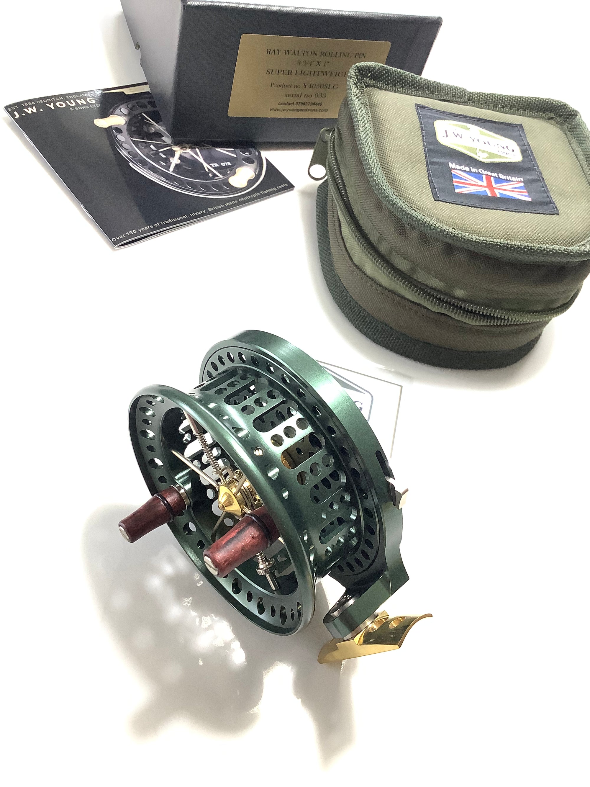 New J.W Young Ray Walton Rolling Pin SUPER LIGHTWEIGHT Centrepin