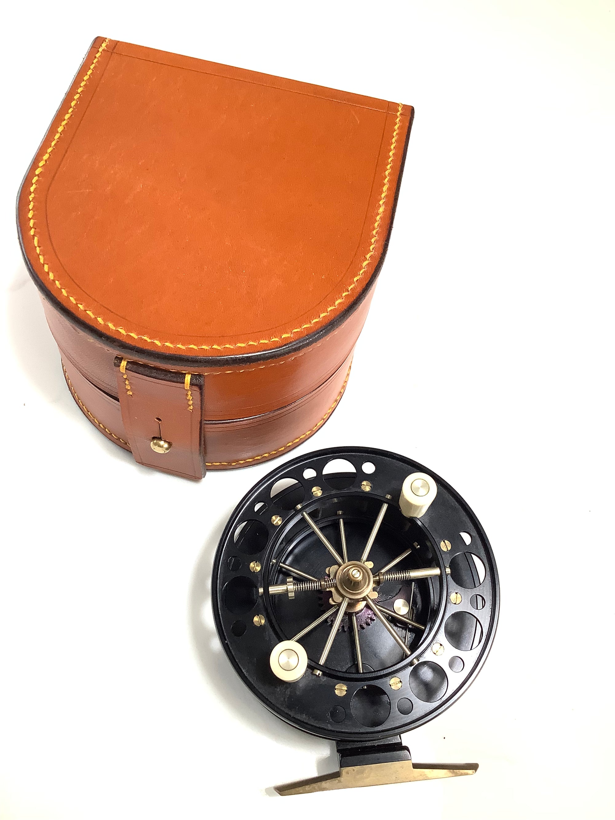 Chris Lythe BARBEL MASTER Centrepin