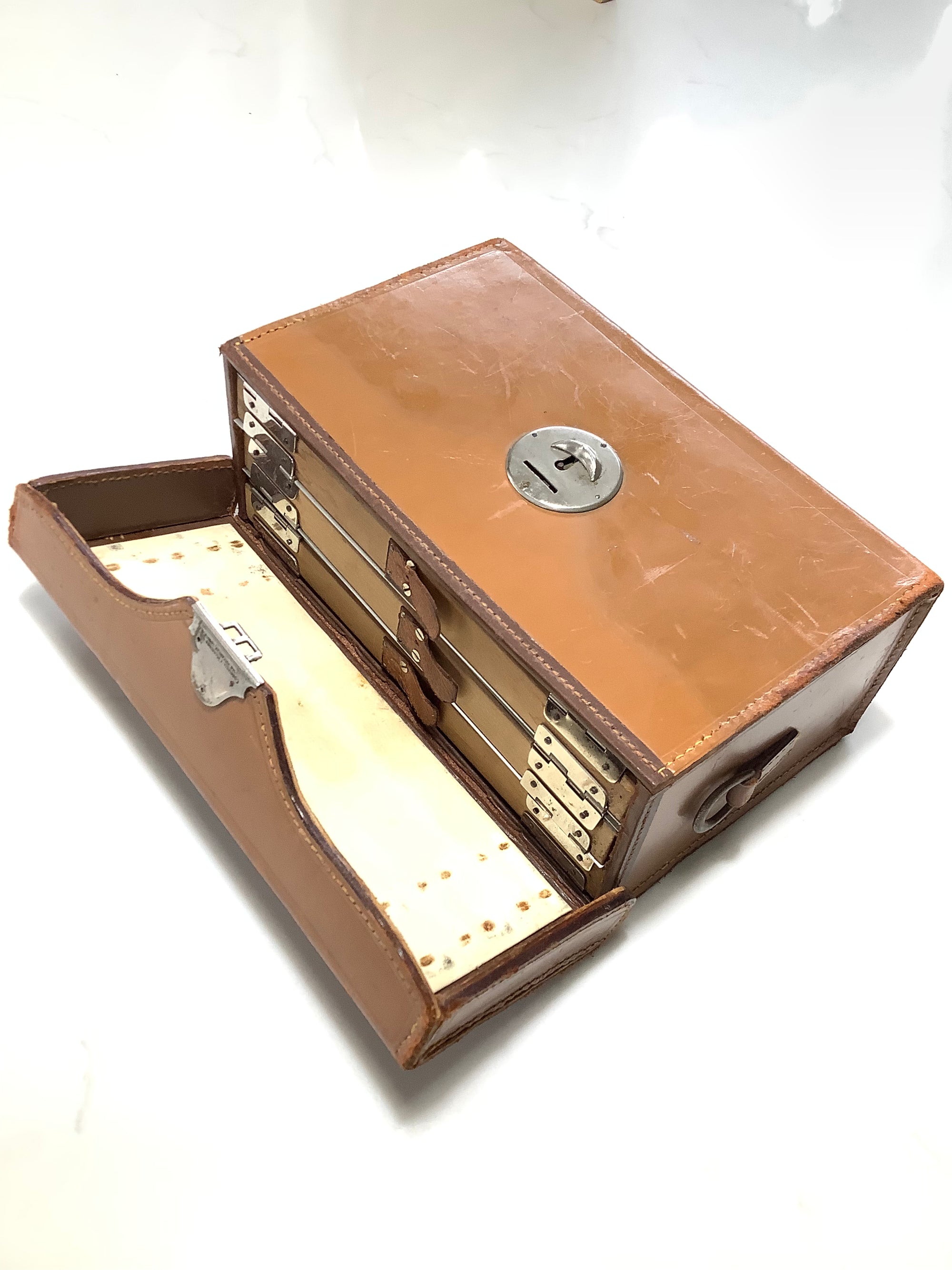 Antique COGSWELL & HARRISON Fly Reservoir Case