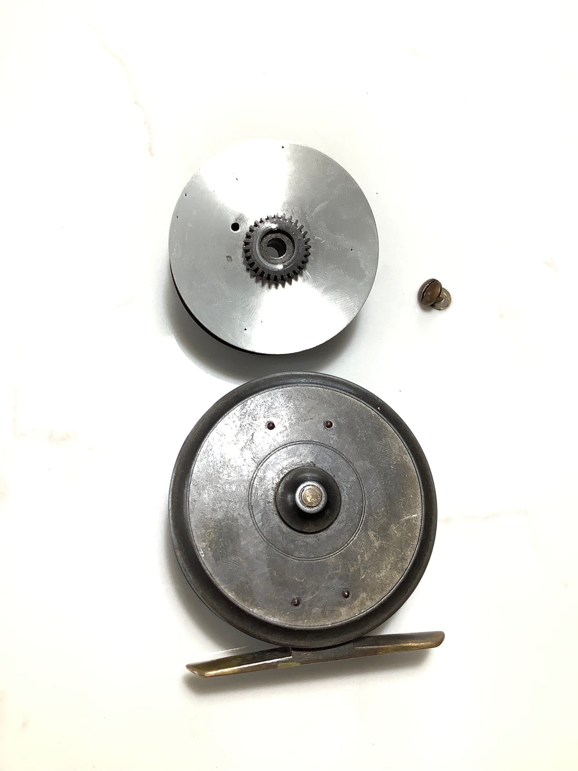 VERY Rare Antique Hardy UNIQUA 3” With Centre Screw Spool Fitting