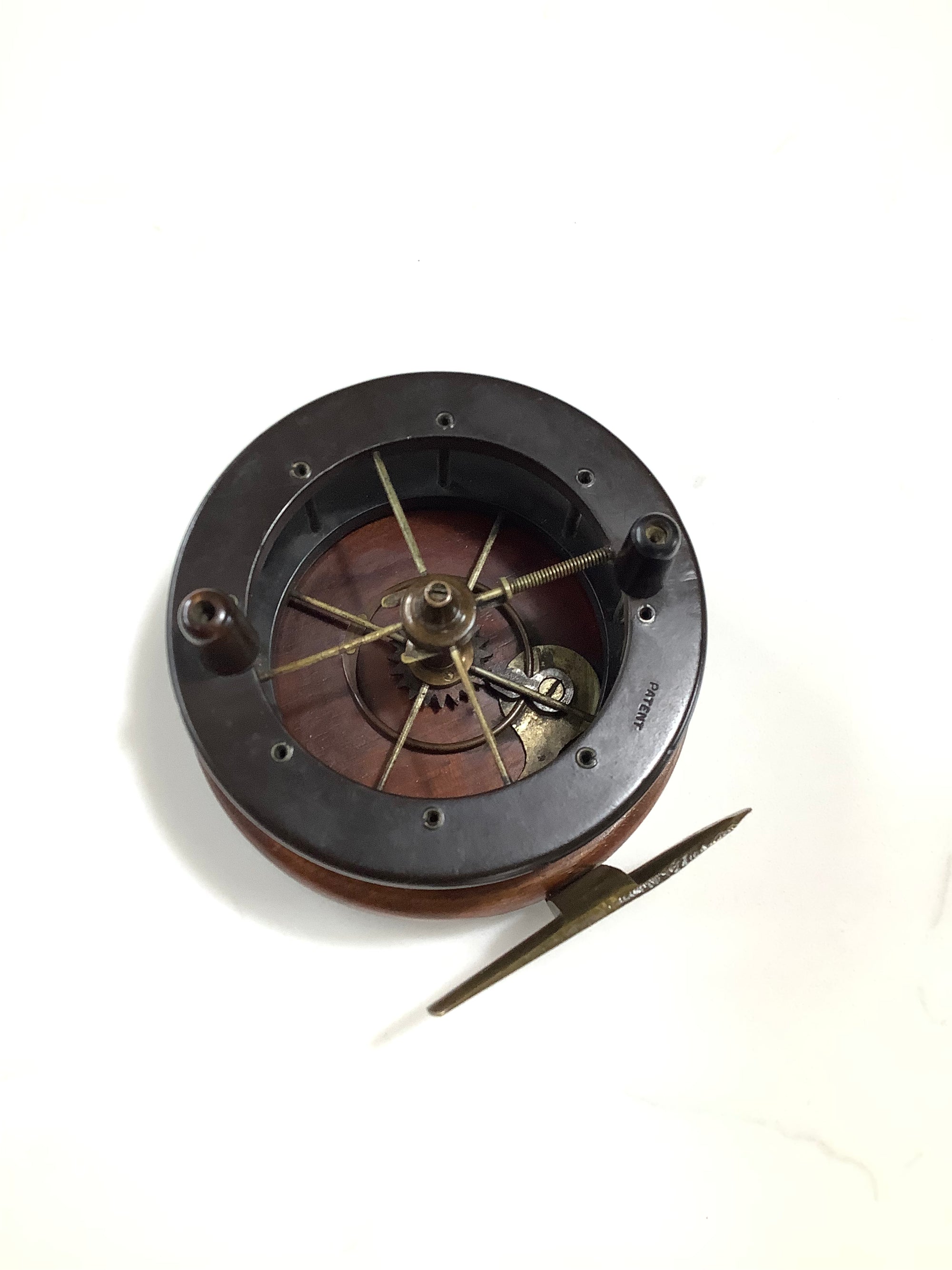 Very Rare Allcocks Four Spoke Coxon Aerial Centrepin