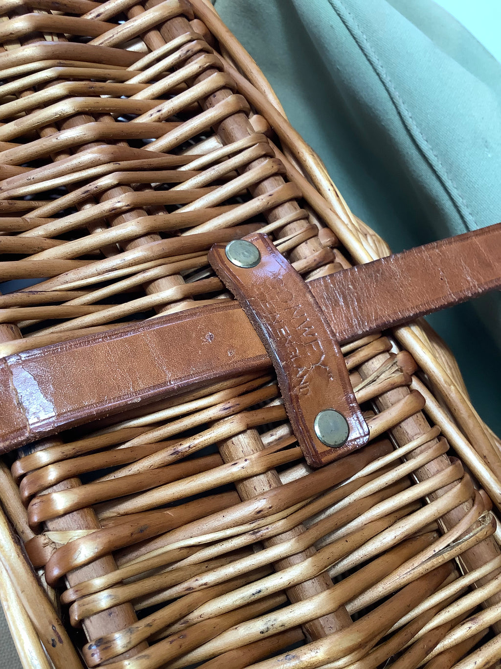 BRADY CONWAY Fisherman’s Traditional Bag/Creel