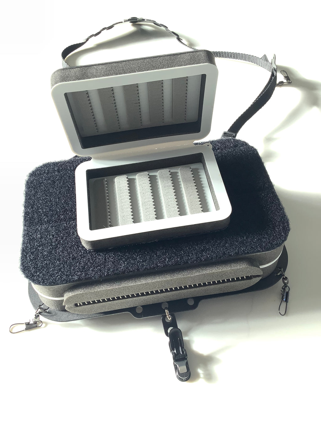 Large C&F DESIGN Fly Fishing Chest Pack