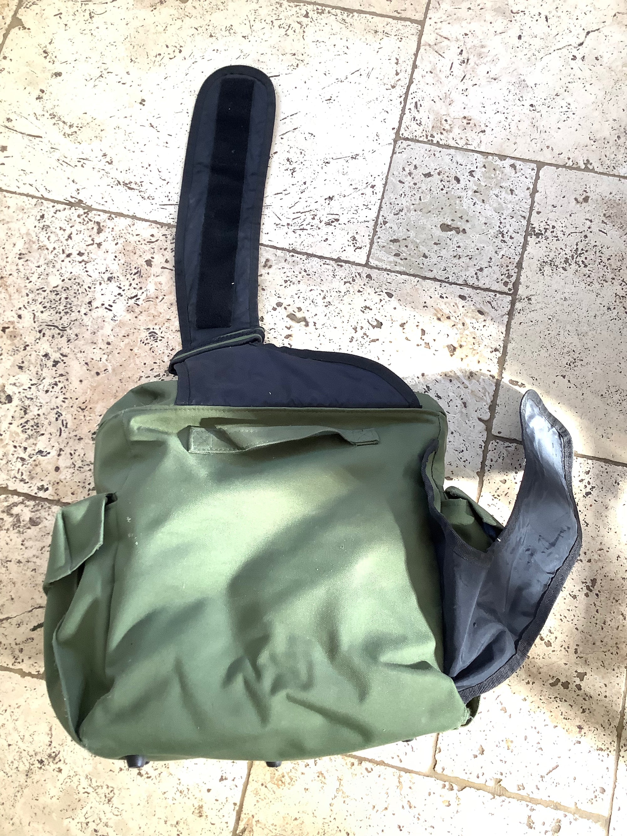 Vintage DOUBLE “T” Trefor West Development “ WRAP-SAC”