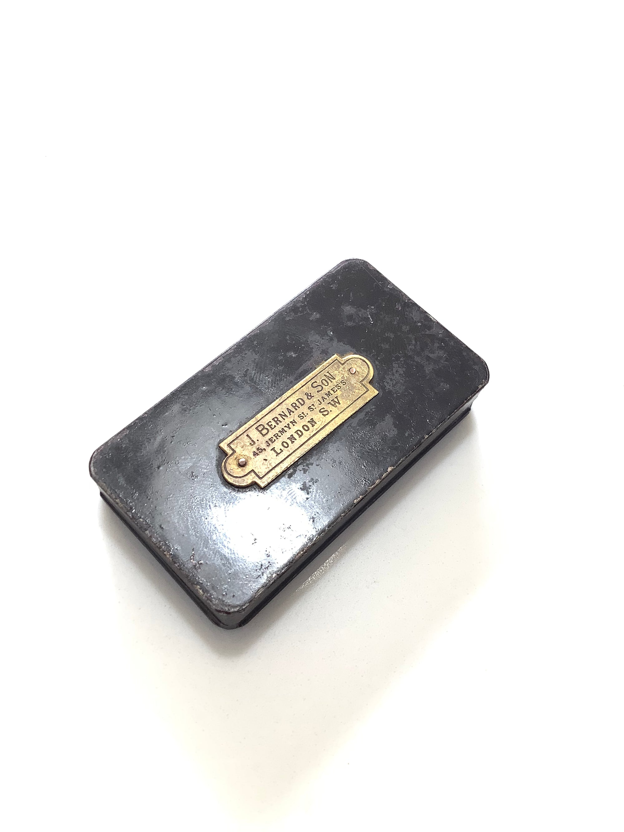 Very Rare Smallest Antique J.BERNARD “ ON VIEW” Pocket Fly Box