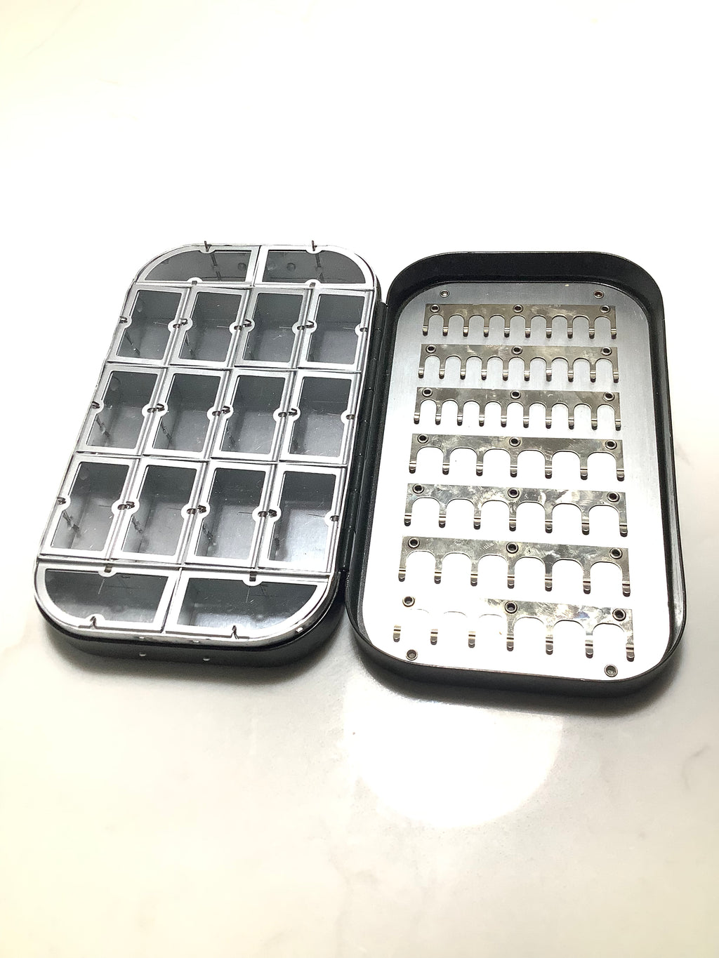 C.F.ORVIS SUPERFINE Wheatley Fly Box