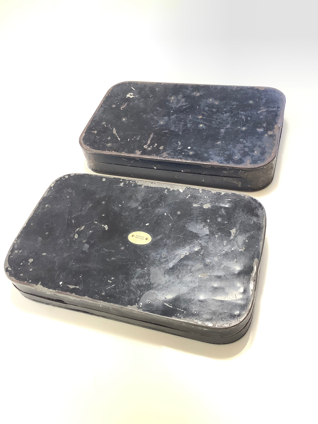 Antique FARLOWS & MALLOCH Large Salmon Fly boxes with selection of Dressed Salmon flies
