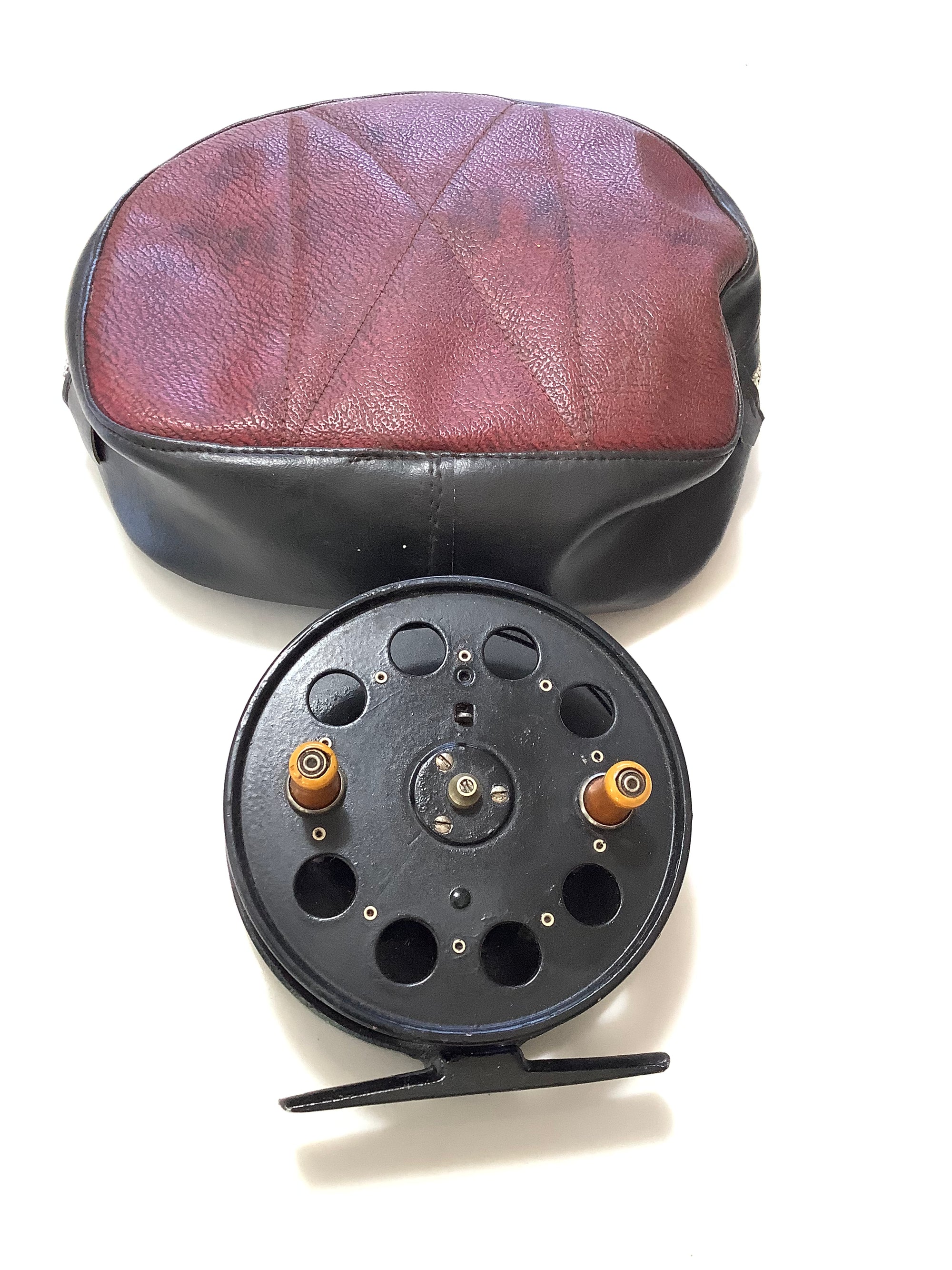Vintage W.R.Products Speedia Wide Drum Centrepin