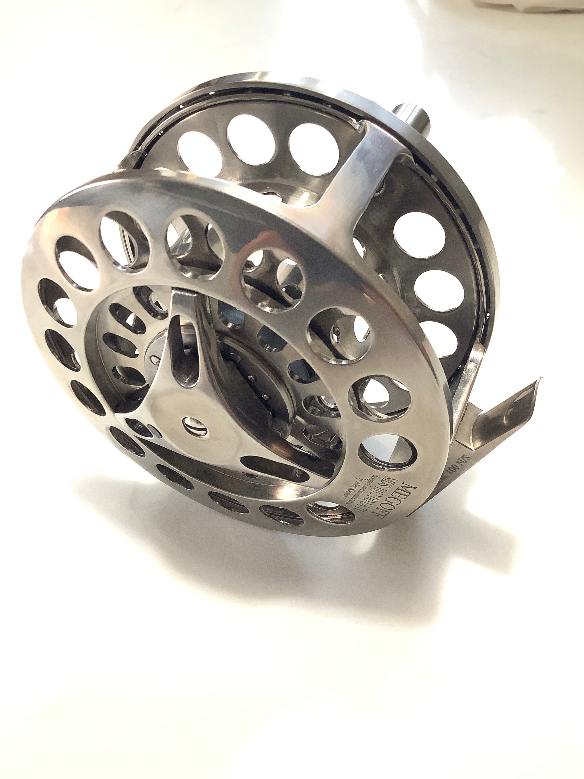 Rare MEGOFF Titanium MDS 1012 DD LA Ti Fly Reel