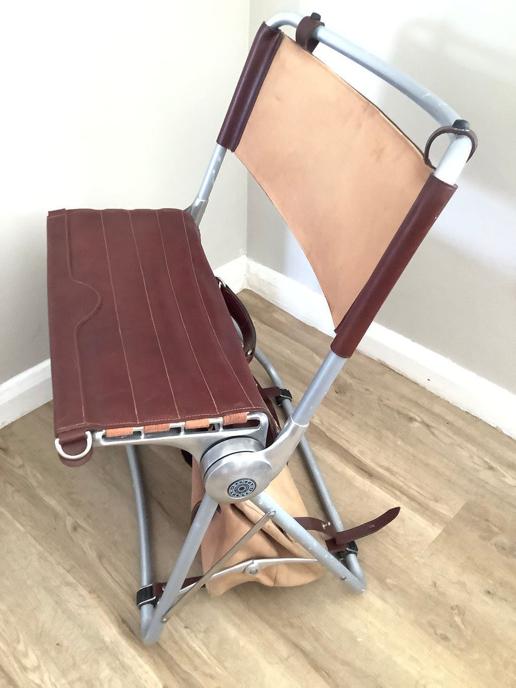 Ultra Rare Land Rover “ Holy Grail” Collectors Carry Seat by Royal DAVID LINLEY