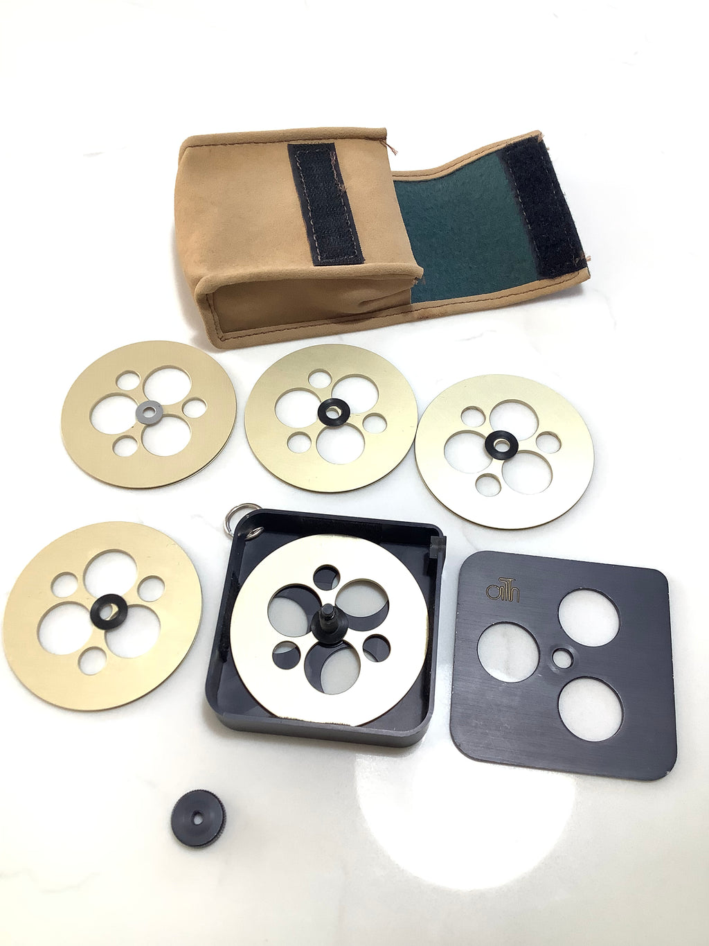 Ari T Hart Tippet Dispenser