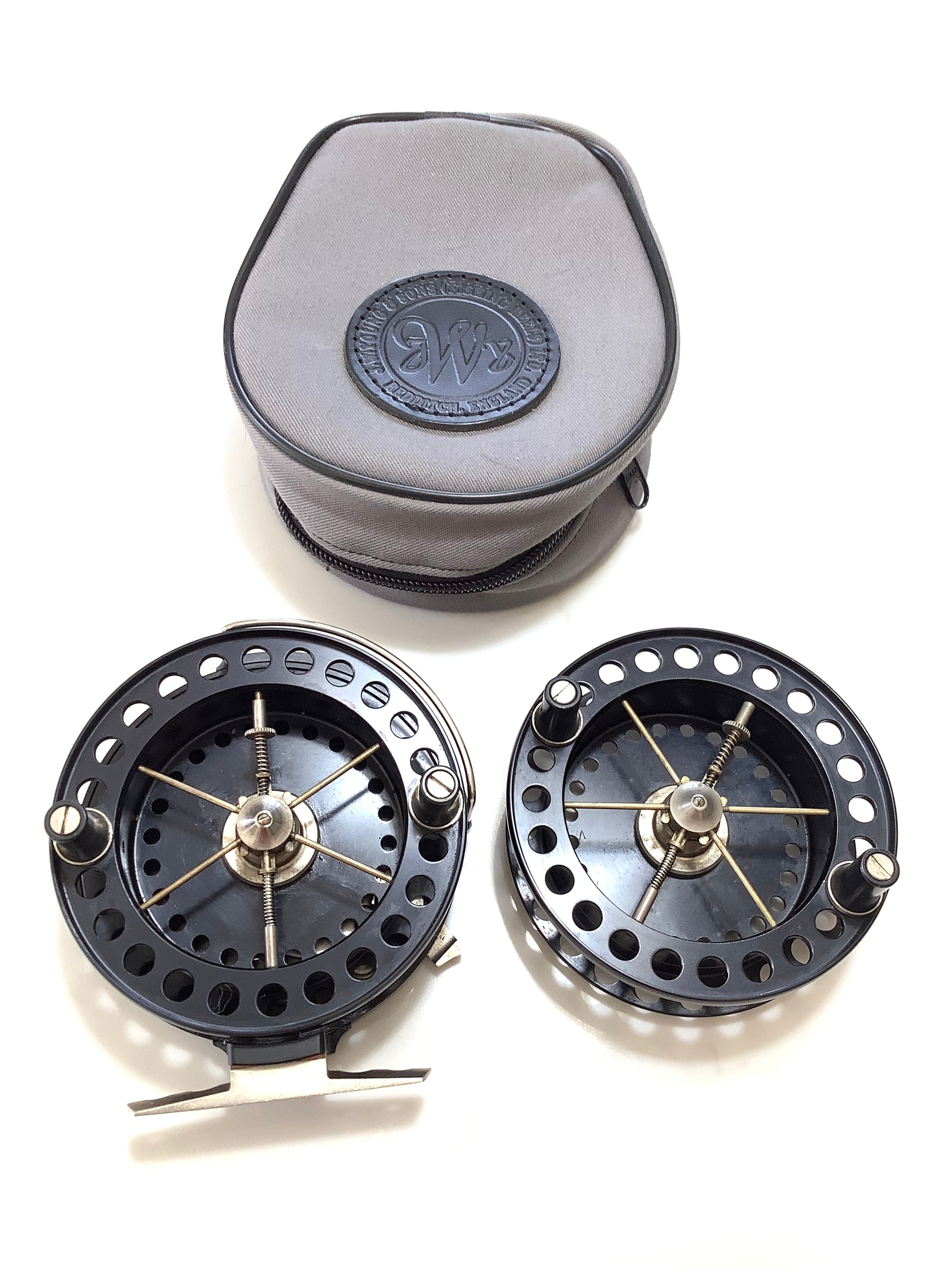 J.W.Young LIMITED EDITION Centrepin with spare spool