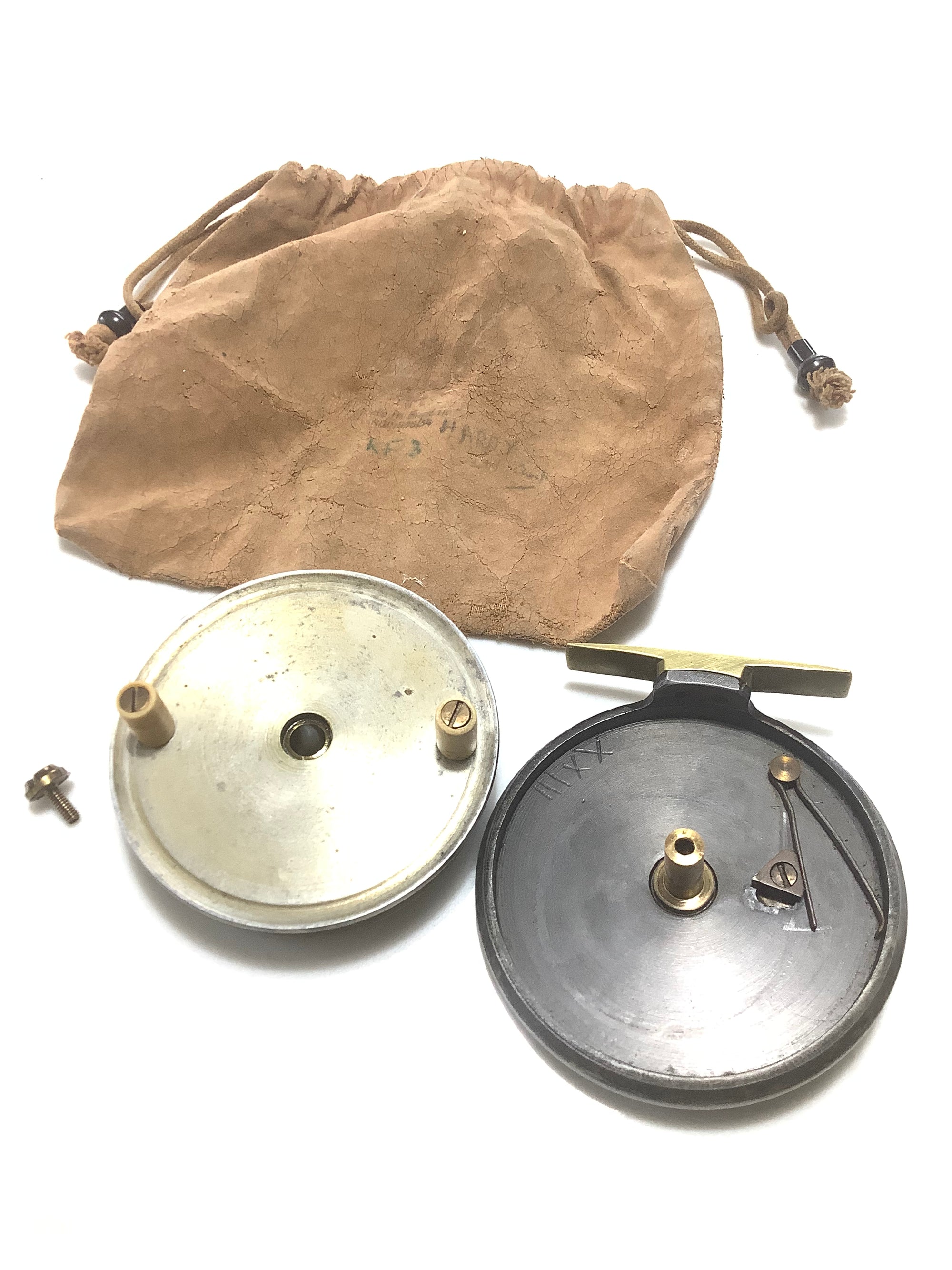 Vintage Rare Maker Centrepin