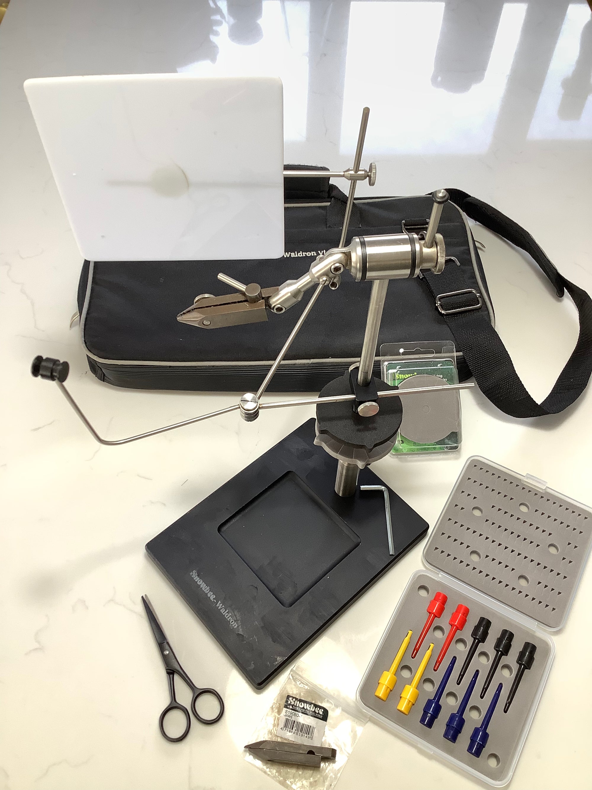 WALDRON Snowbee Fly Tying Rotary Vice with spare Jaws + Lots of Extras