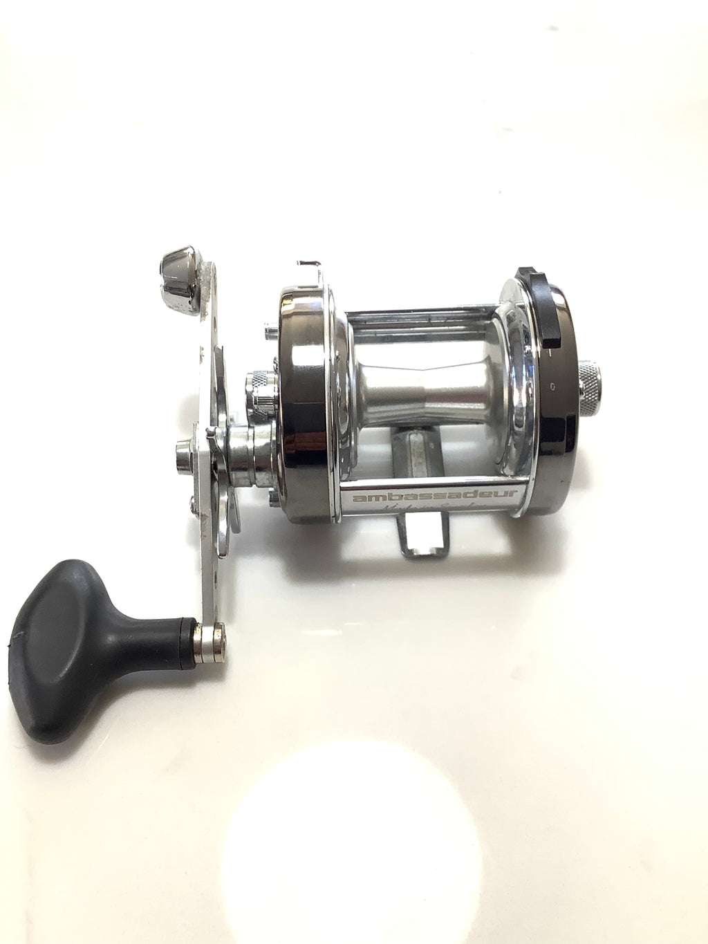 ABU Ambassadeur 6500 C3CT MAG Multiplier reel.