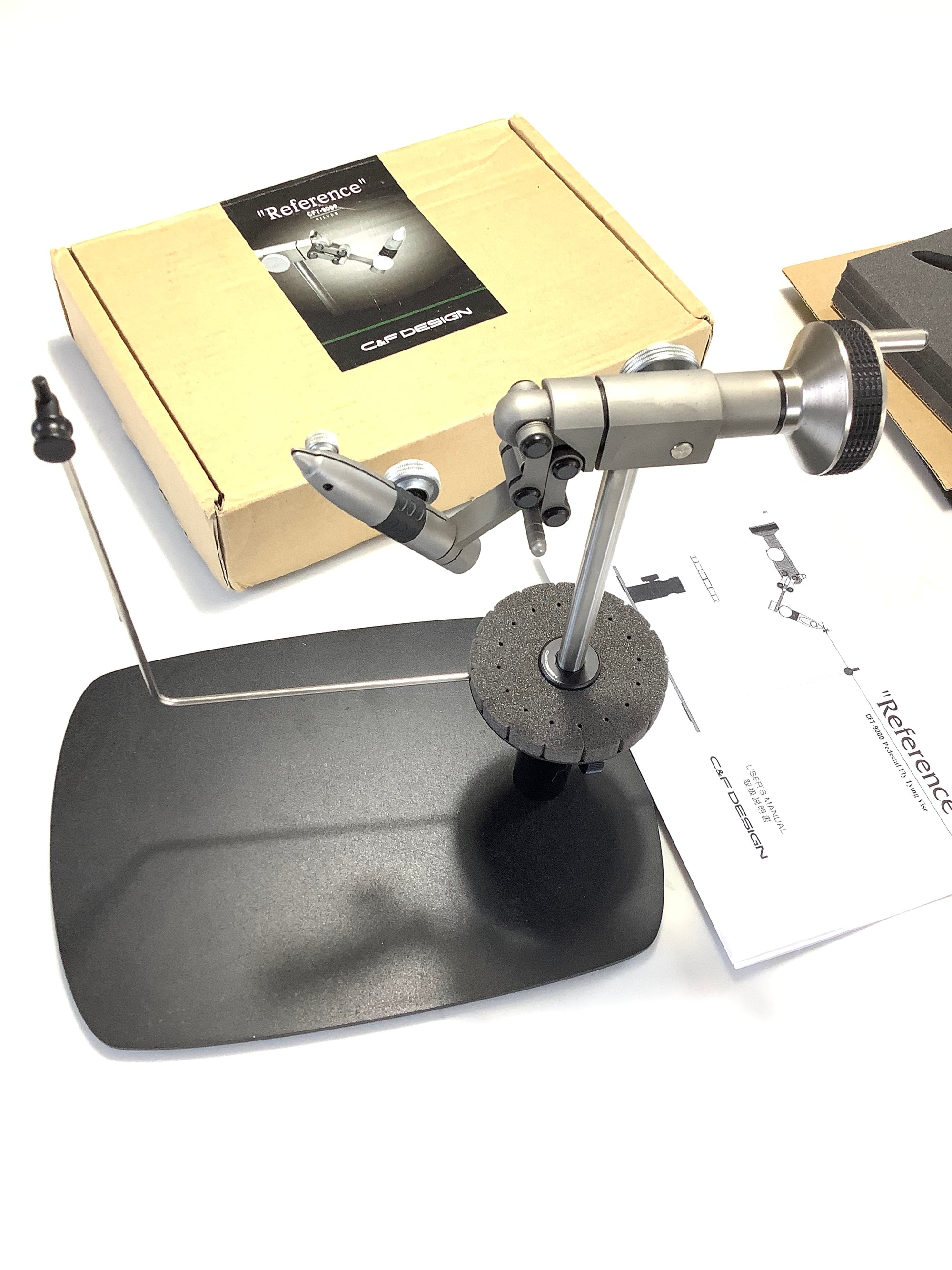 C&F DESIGN “ REFERENCE” CFT-9000 Fly Tying Vice
